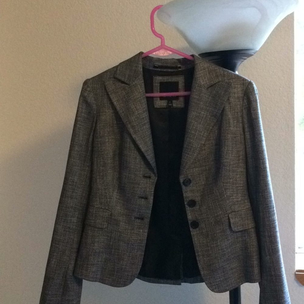 Grey women’s suit